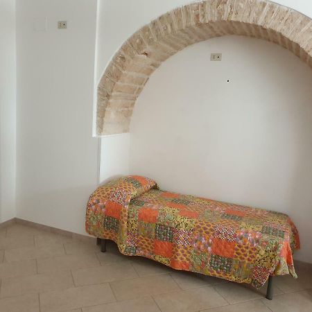 Апартаменти Nonna Livia By La Puglia In Un Trullo Альберобелло Екстер'єр фото