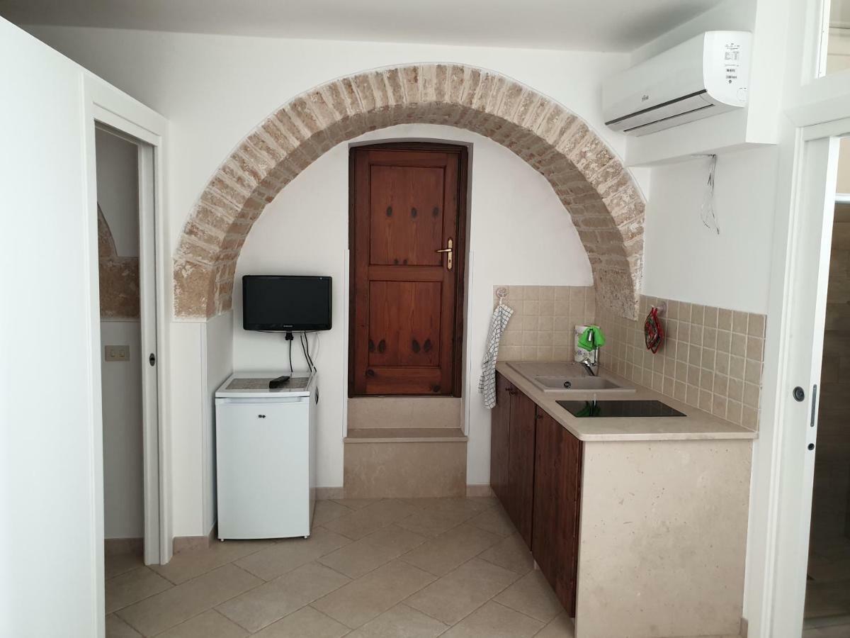 Апартаменти Nonna Livia By La Puglia In Un Trullo Альберобелло Екстер'єр фото